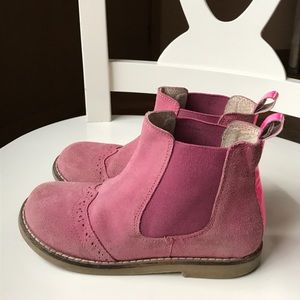 MINI BODEN ‘Chelsea’ Pink Suede Boots - Sz 29 VGUC